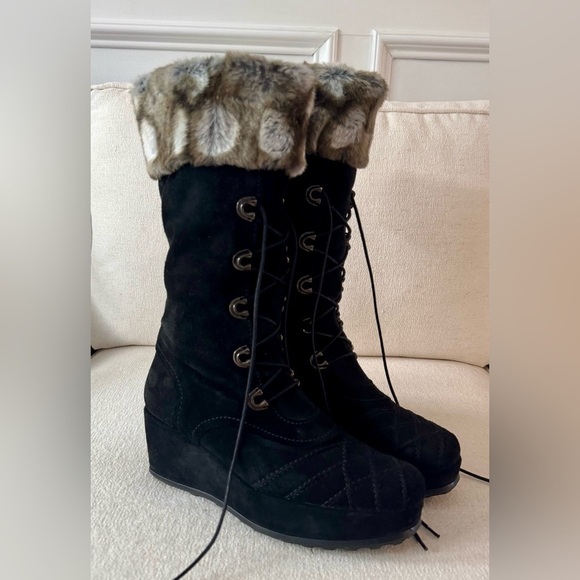 STUART WEITZMAN Womens Black Suede Lace-up Wedge Boots with Faux Fur Trim 9.5 - Picture 1 of 15